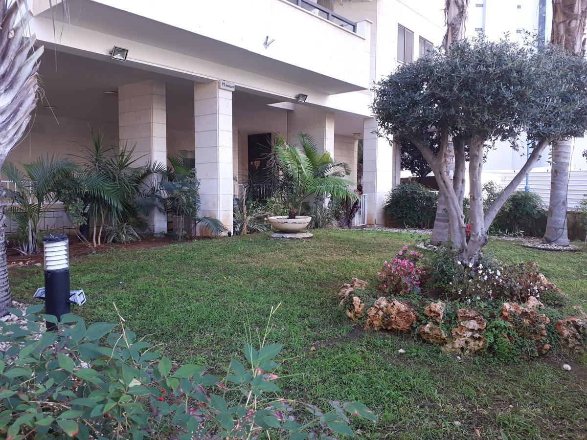 Apartment 2 Bedrooms Central Location Aschdod Exterior foto